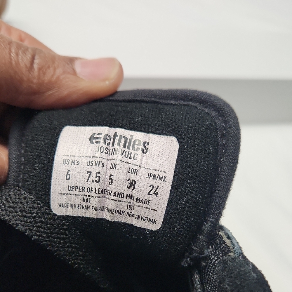 Etnies Skateboard Shoes Joslin Vulc Black Suede Size 6 - Picture 5 of 11